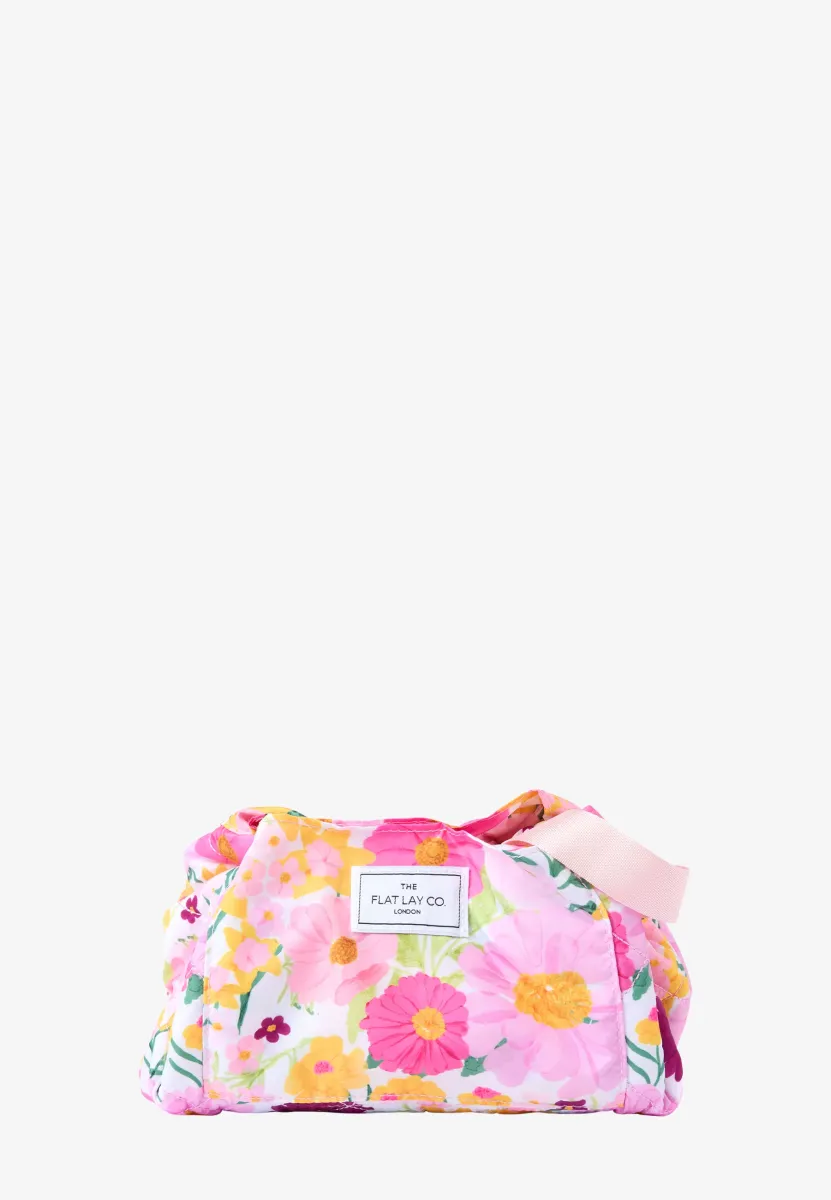 DRAWSTRING FLAT LAY MAKEUP BAG - Kosmetiktasche - flower bouquet