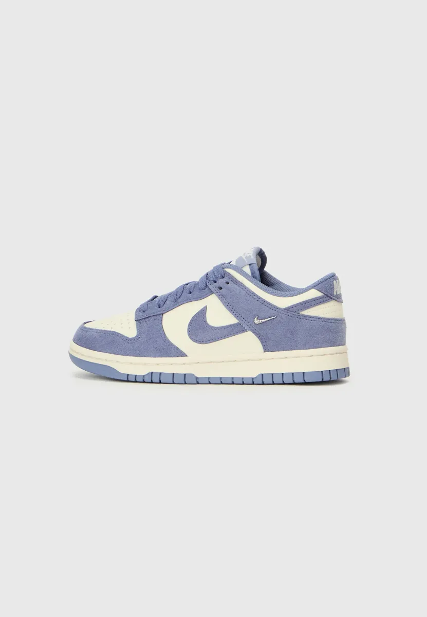 DUNK LOW - Sneaker low - sail/world indigo/silver-coloured