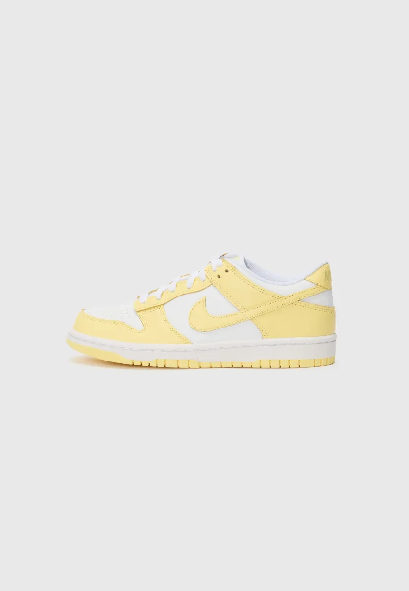 DUNK LOW UNISEX - Sneaker low - white/soft yellow