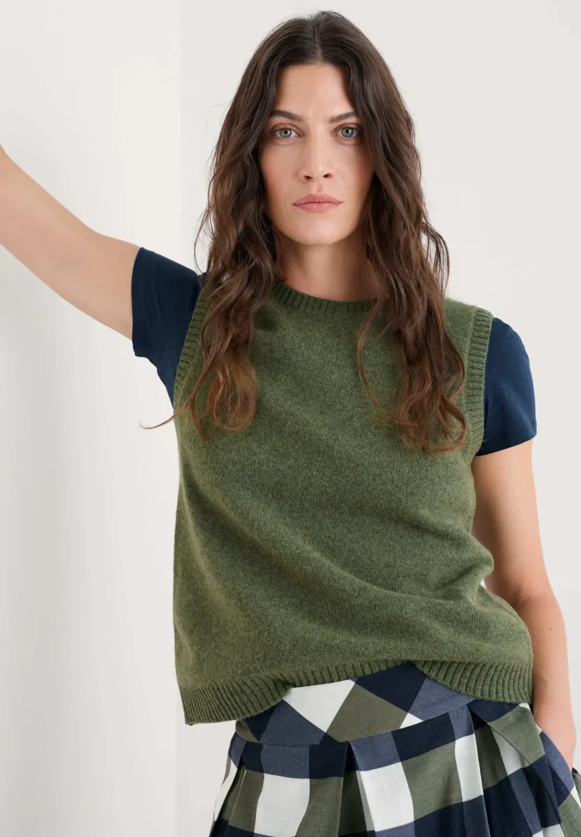 EAST VIEW  - Top - green - light olive