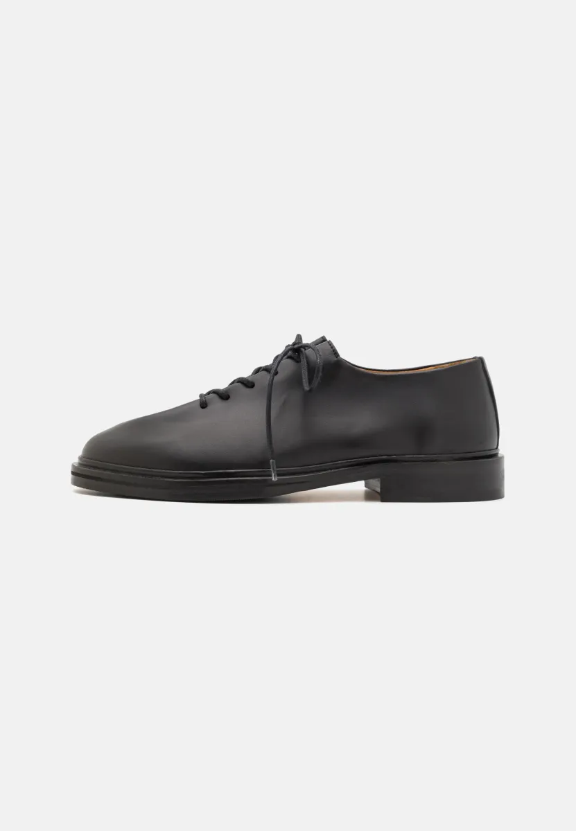 EDOUARB UNISEX - Schnürer - black