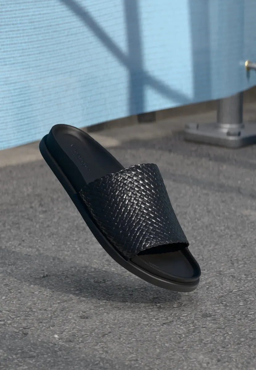 EFFIE - Pantolette flach - black