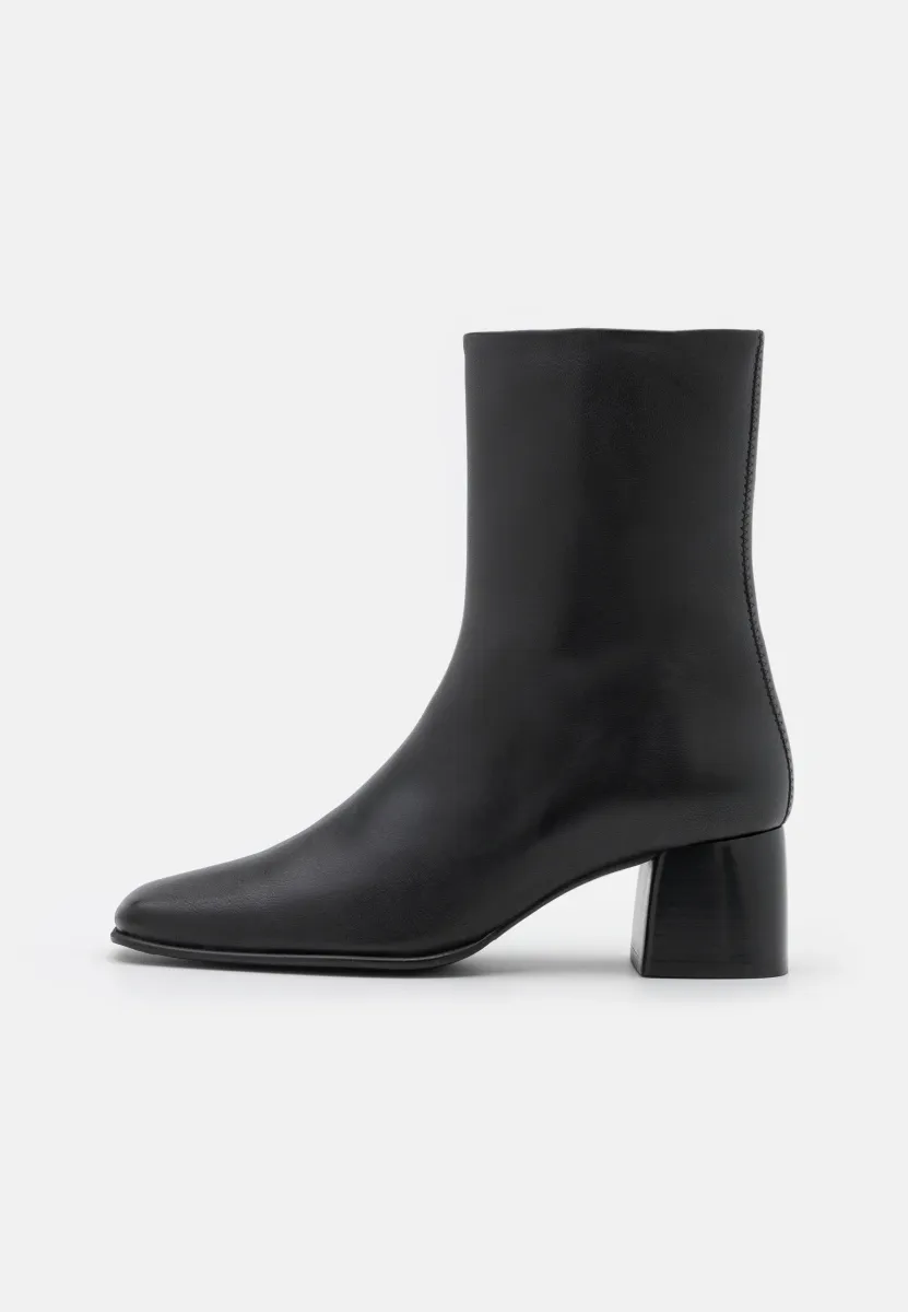 EILEEN BOOT - Stiefelette - black