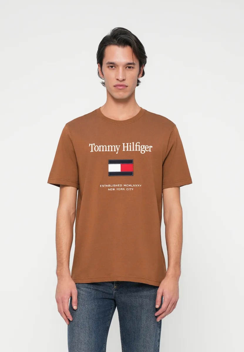 EMBRO FLAG TEE - T-Shirt print - highland khaki