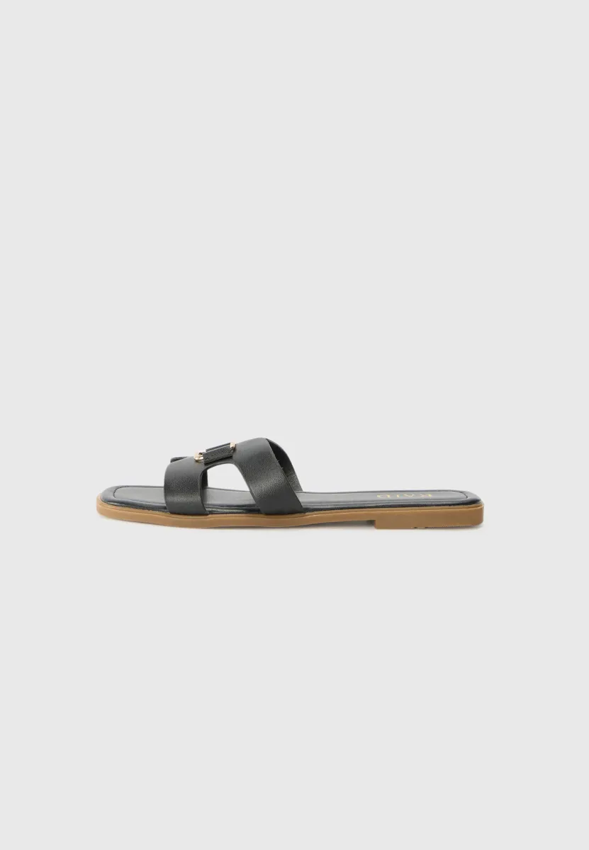 ENOLA - Pantolette flach - black