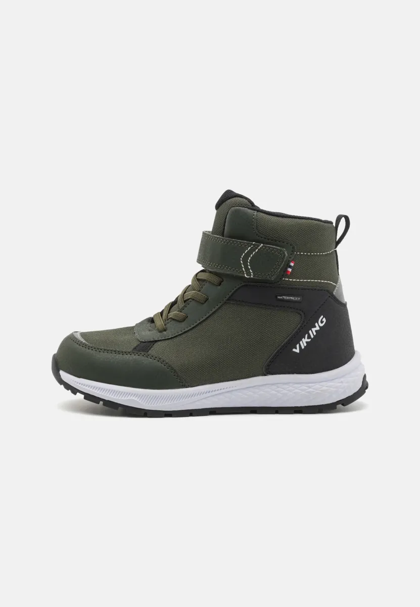 EQUIP WARM WP UNISEX - Schnürstiefelette - pine/black