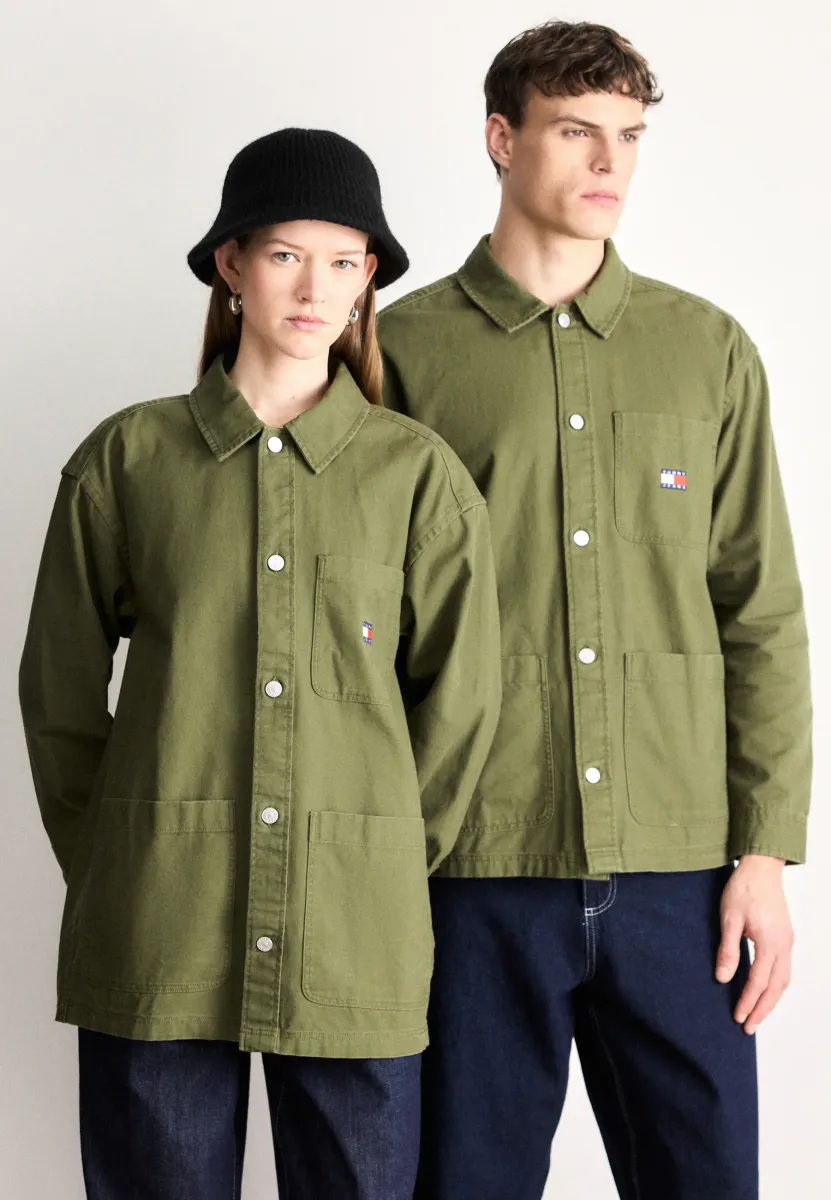 ESSENTIAL OVERSHIRT UNISEX - Leichte Jacke - dark greenery