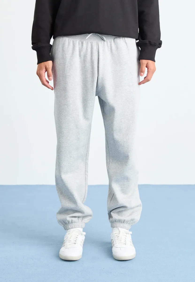 ESSENTIAL RELAXED STRAIGHT JOGGER - Jogginghose - light grey heather