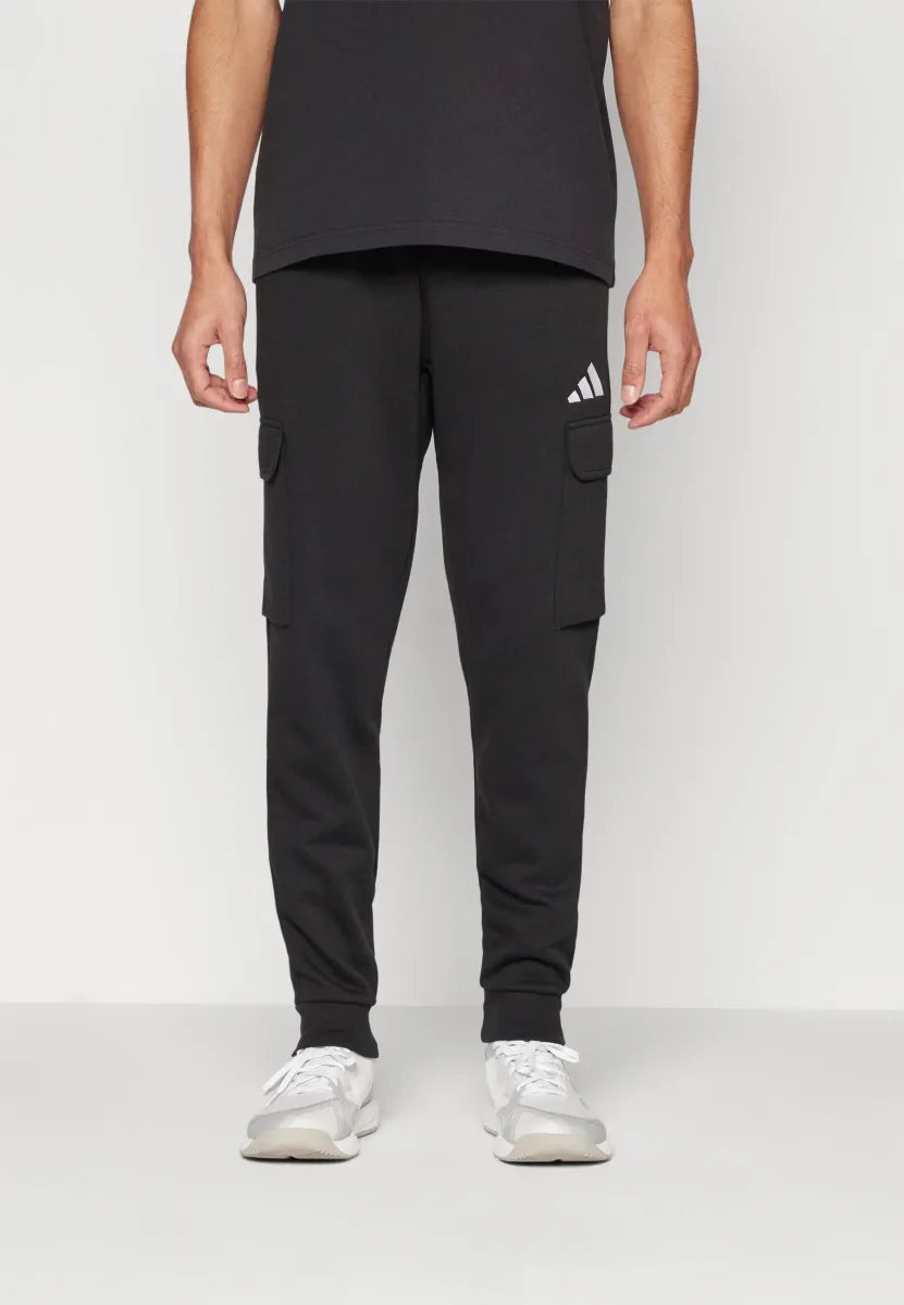 ESSENTIALS FEEL COZY CARGO - Jogginghose - black/white