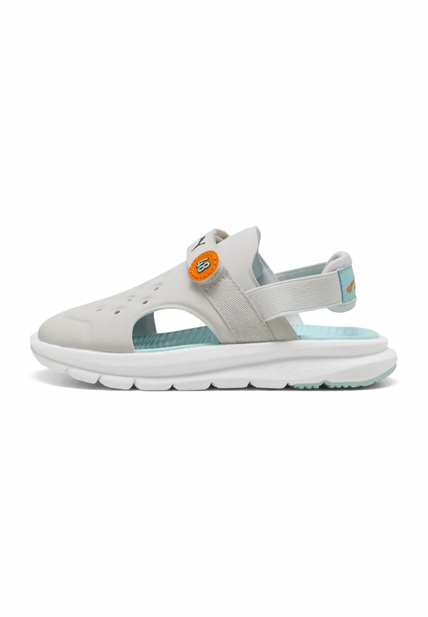 EVOLVE POISED2RACE - Trekkingsandale - feather gray safe lake orange glo white