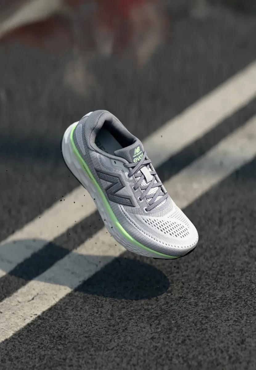 EVOZ V4 - Laufschuh Straße - grey matter