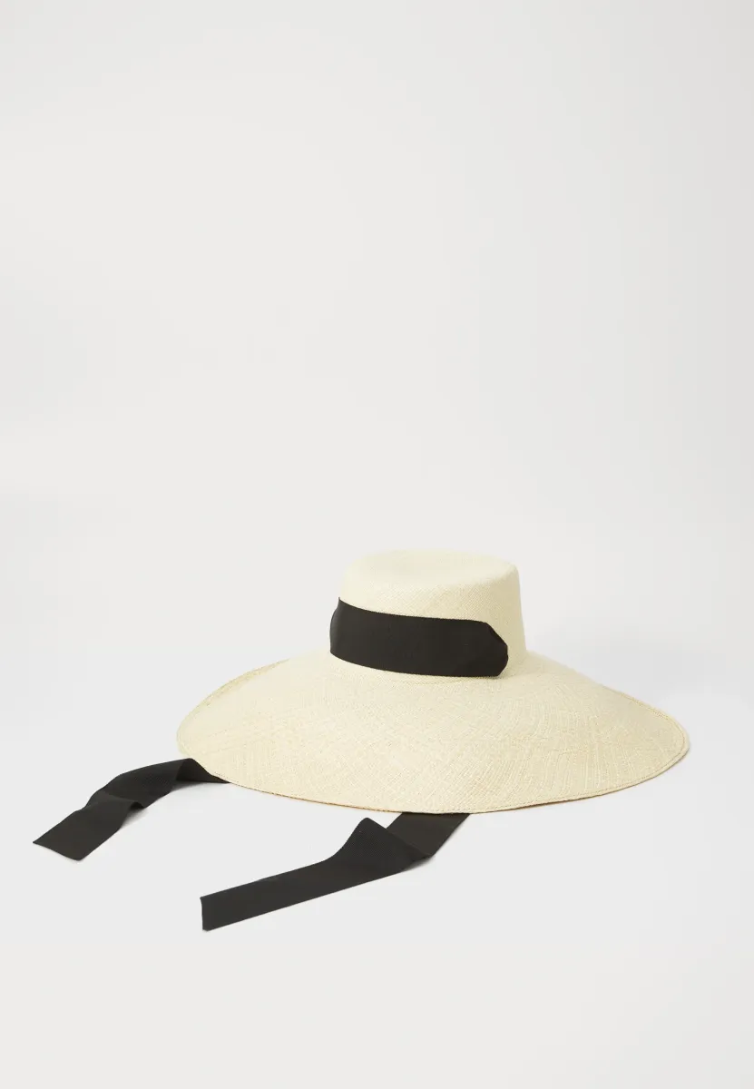 EXTRA LONG BRIM CORDOVAN WITH ADJUSTABLE GROSGRAIN RIBBON BAND - Hut - natural straw/black medium width band