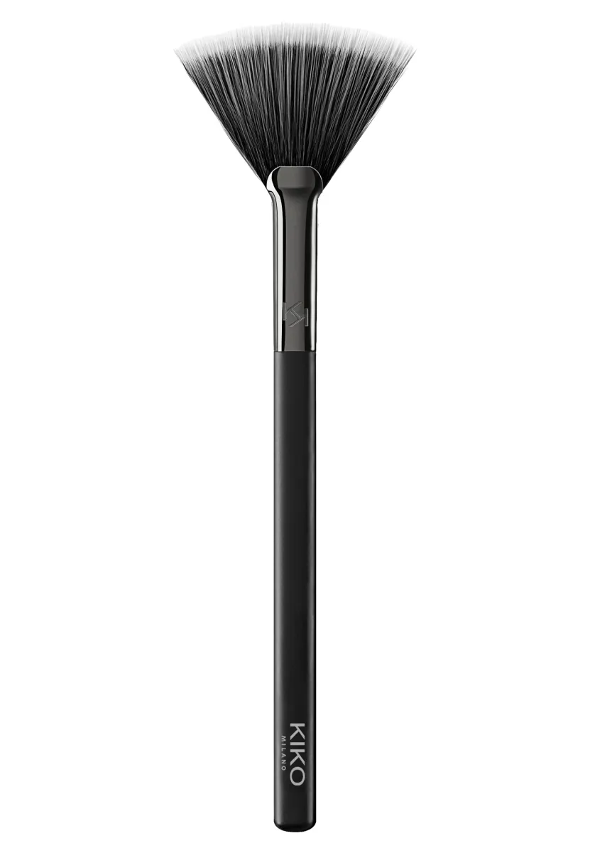 FACE 12 POWDER FAN BRUSH - Puderpinsel