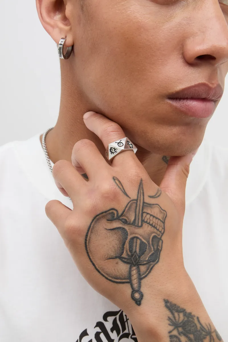 FACETED SKULL HEART BAND - Ring - silver-coloured