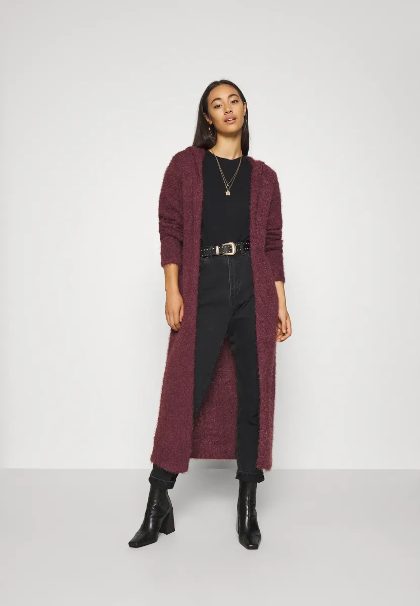 FEATHER  - Strickjacke - cherry