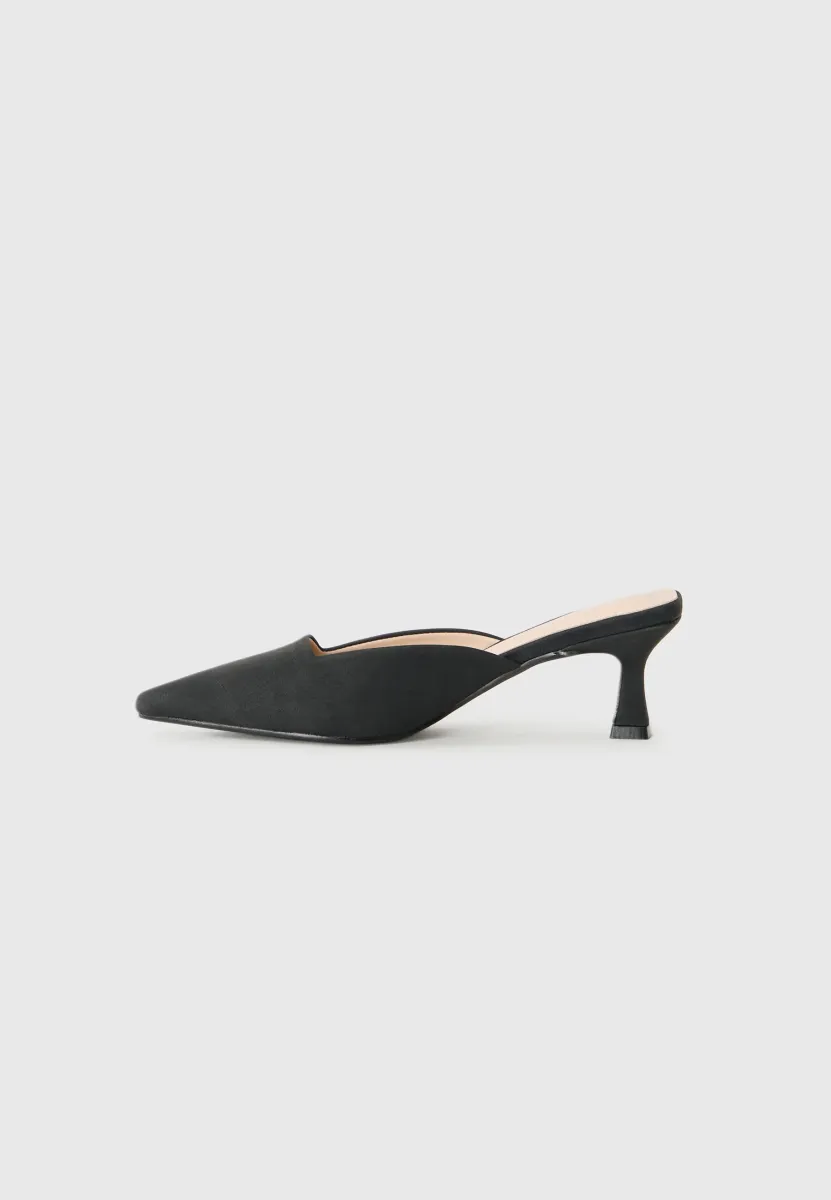 FELINA - Pantolette hoch - black