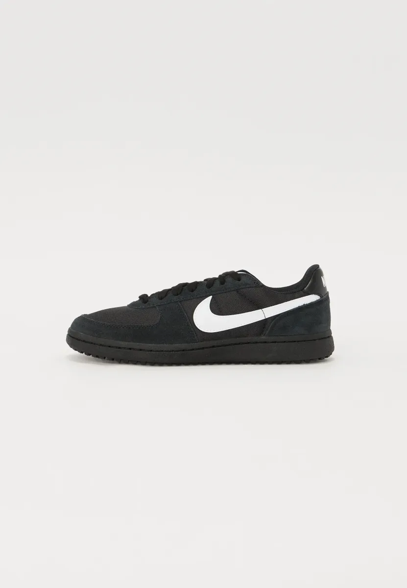 FIELD GENERAL - Sneaker low - black/white