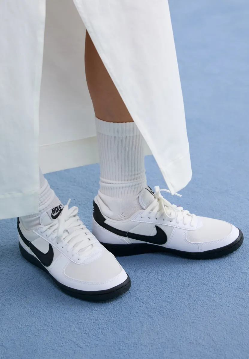 FIELD GENERAL - Sneaker low - white/black