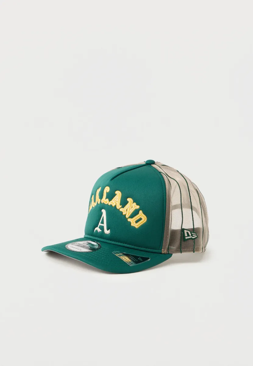 FIFTY FRAME ARCHED TRUCKER UNISEX - Cap - green