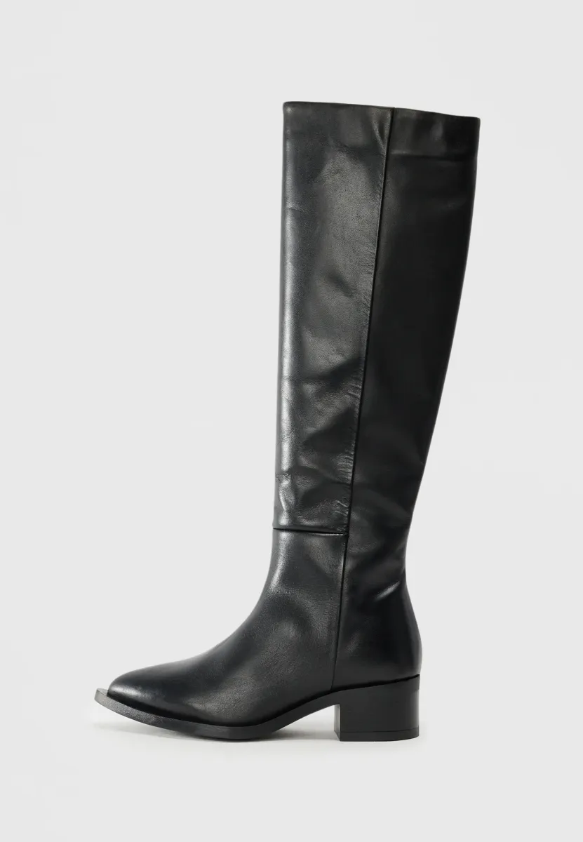 FINKA - Stiefel - black
