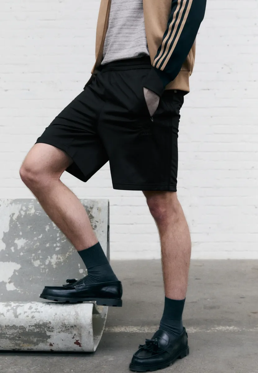 FIREBIRD - Jogginghose - black