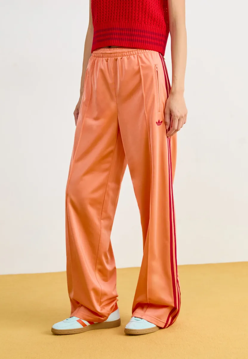 FIREBIRD - Jogginghose - semi coral/team victory red