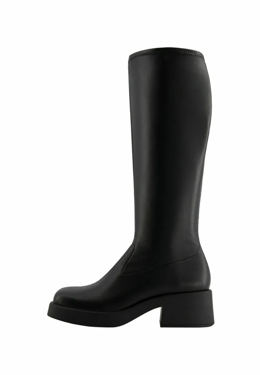 FITTED - Stiefel - black