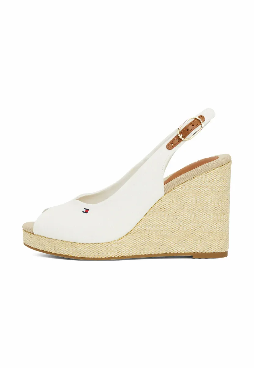 FLAG - Plateaupumps - ecru