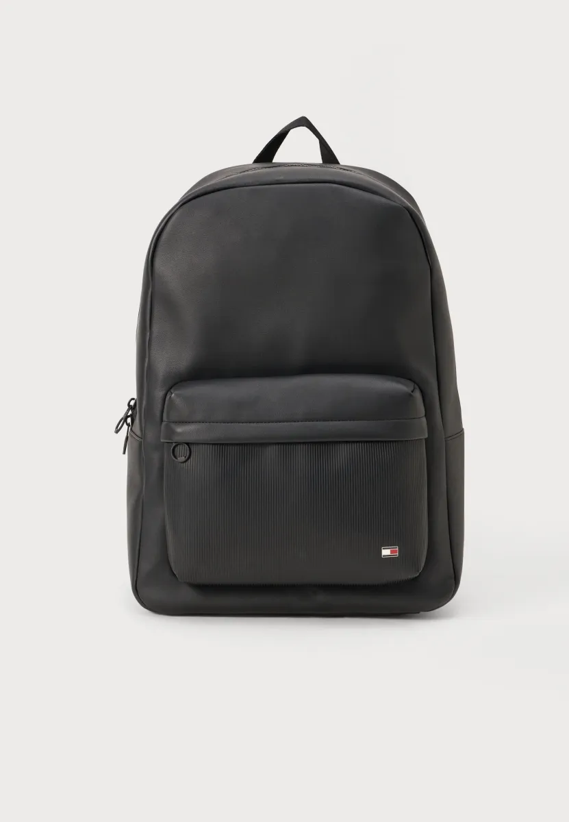 FLAG - Tagesrucksack - black