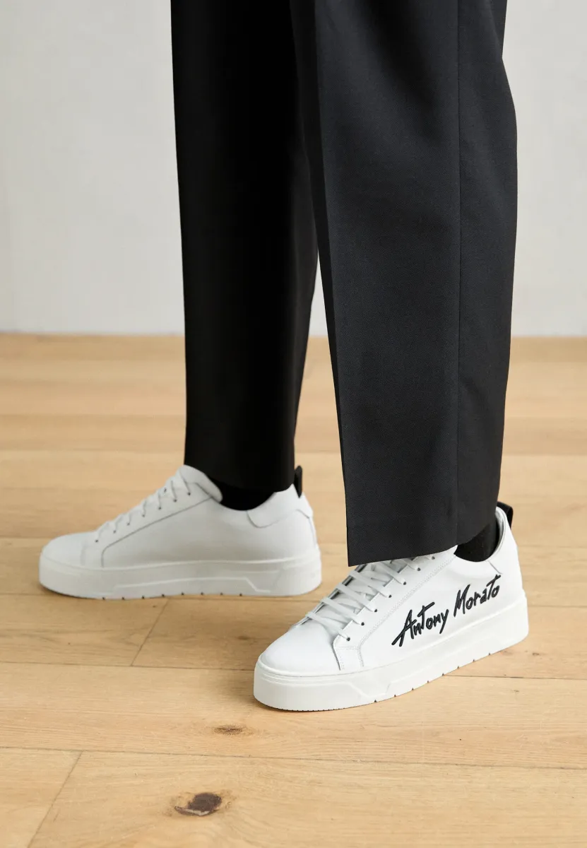 FLARE - Sneaker low - white/black