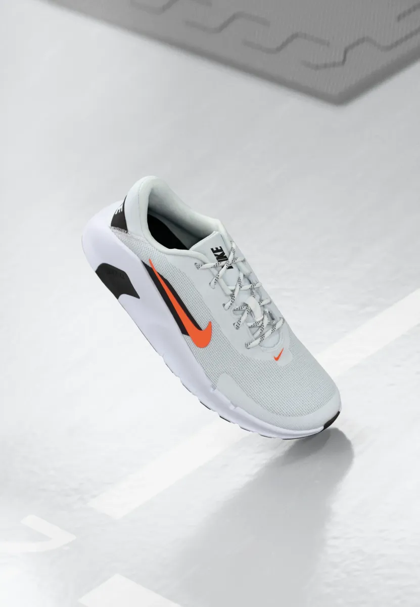 FLEX TRAIN - Trainingsschuh - white/safety orange/black