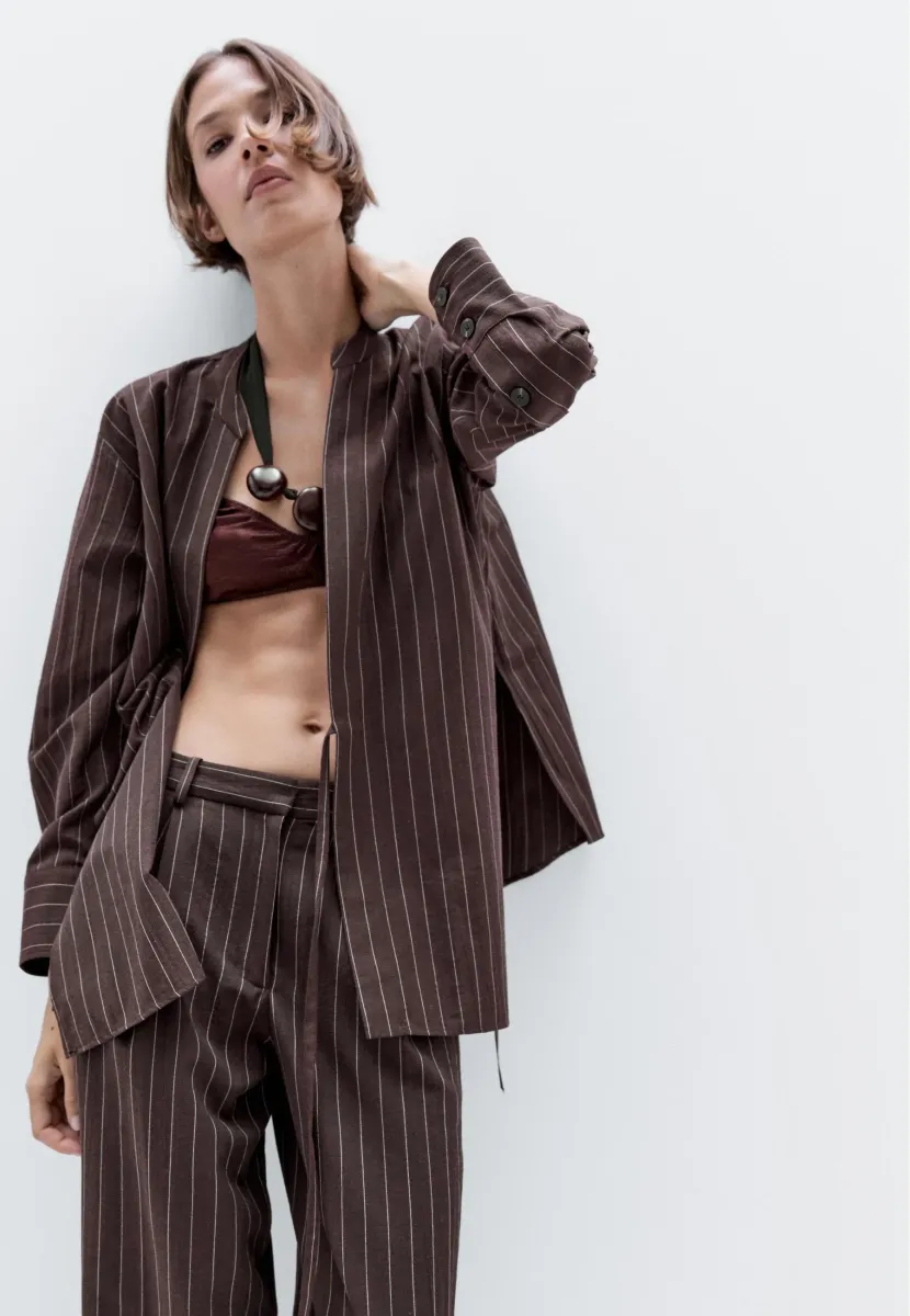FLOWING CROSSOVER PINSTRIPE - Leichte Jacke - bordeaux