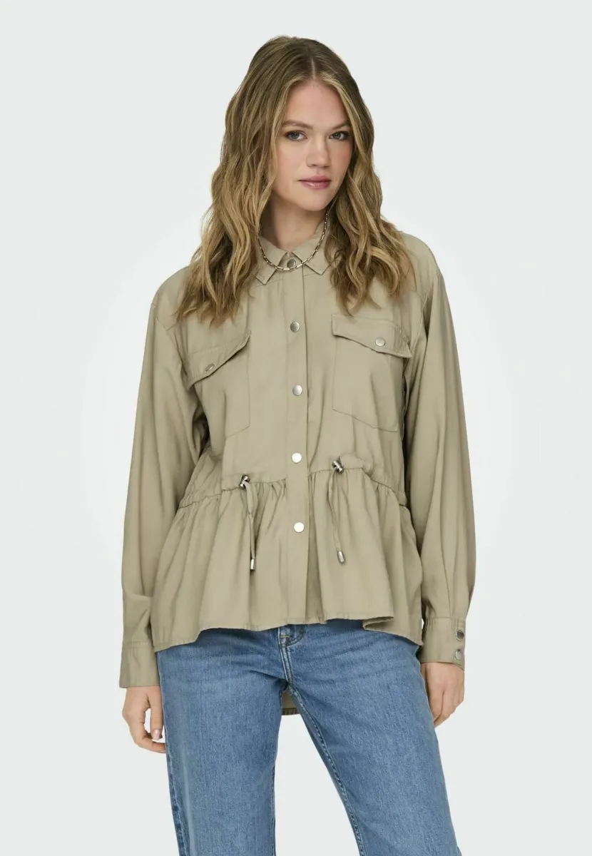 FLY-AWAY KRAGEN  - Leichte Jacke - white pepper