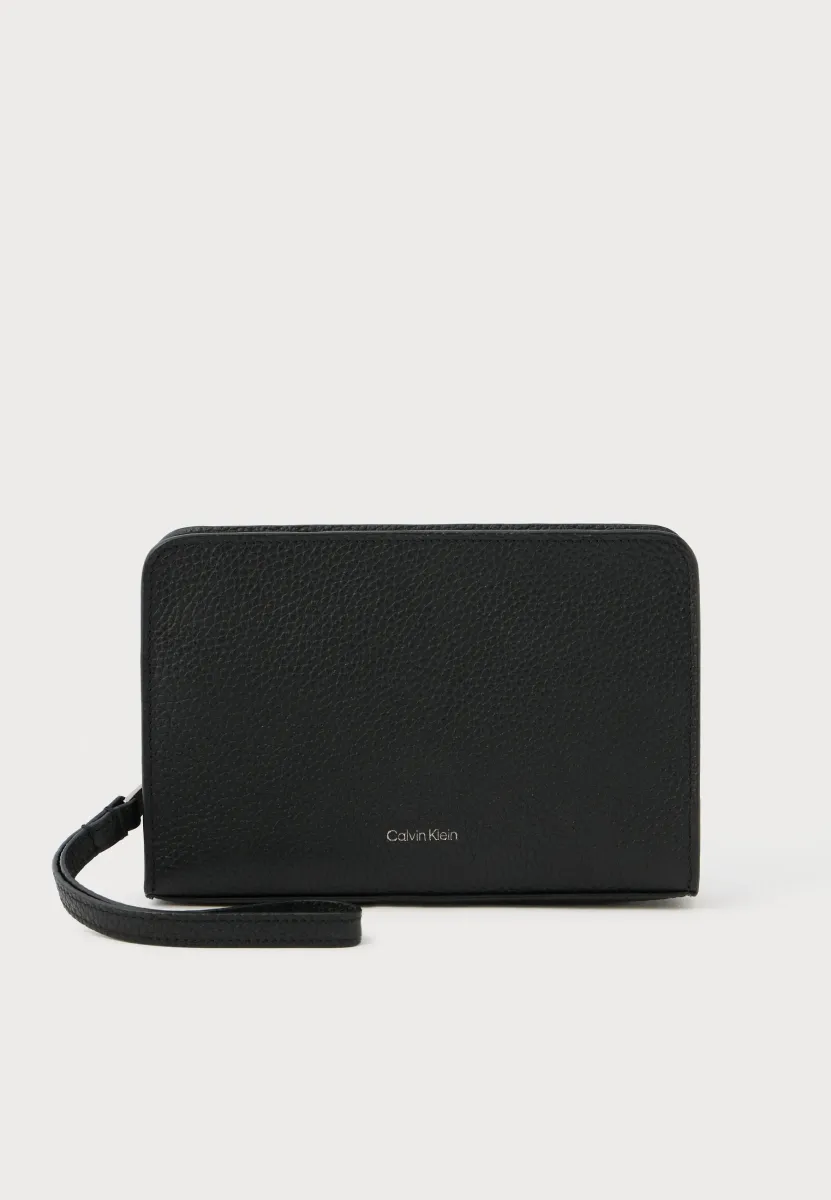 FOIL EMBOSS  - Kosmetiktasche - black