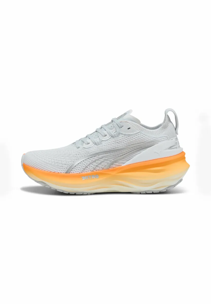 FOREVERRUN NITRO 2 - Laufschuh Straße - white-heat fire