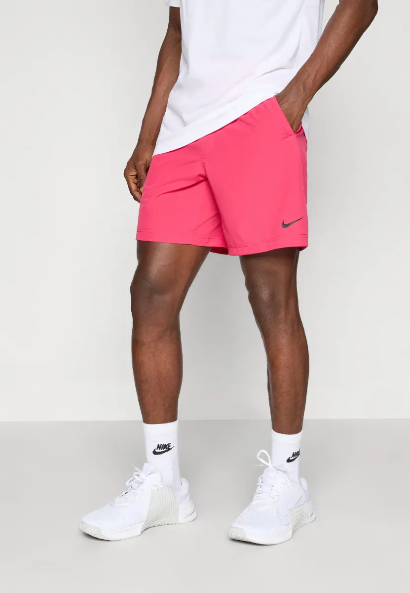 FORM SHORT - Kurze Sporthose - rush pink/black