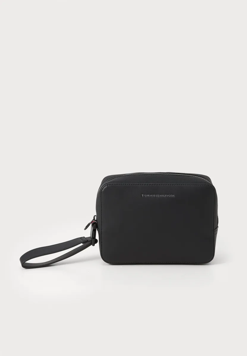 FOUNDATION WASHBAG - Kosmetiktasche - black