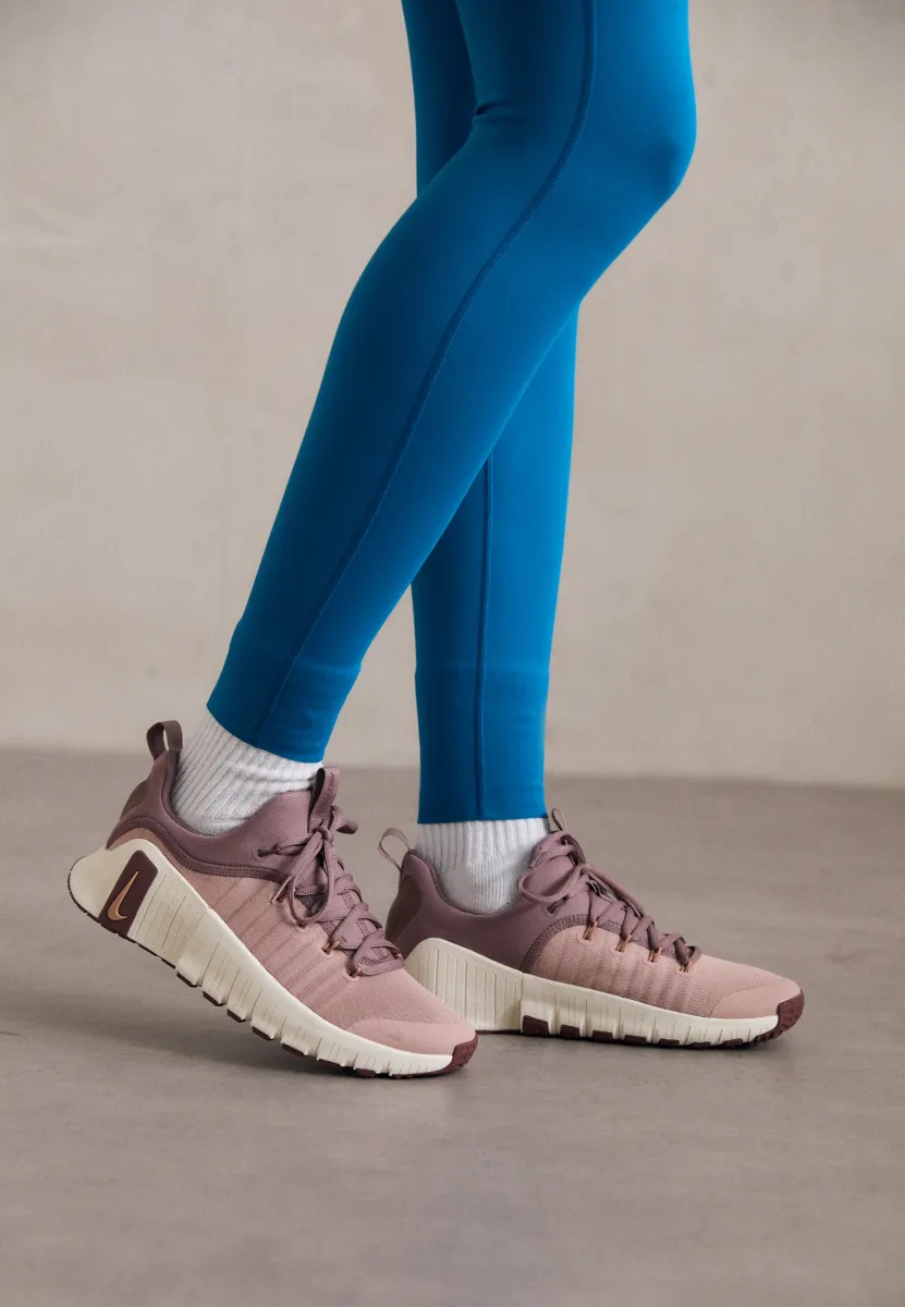 FREE METCON 6 - Trainingsschuh - particle pink/rose gold-coloured/pale ivory/red sepia
