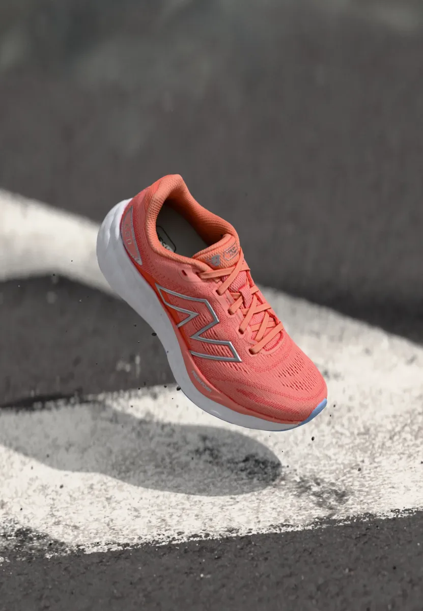 FRESH FOAM 680 - Laufschuh Straße - sunfade red