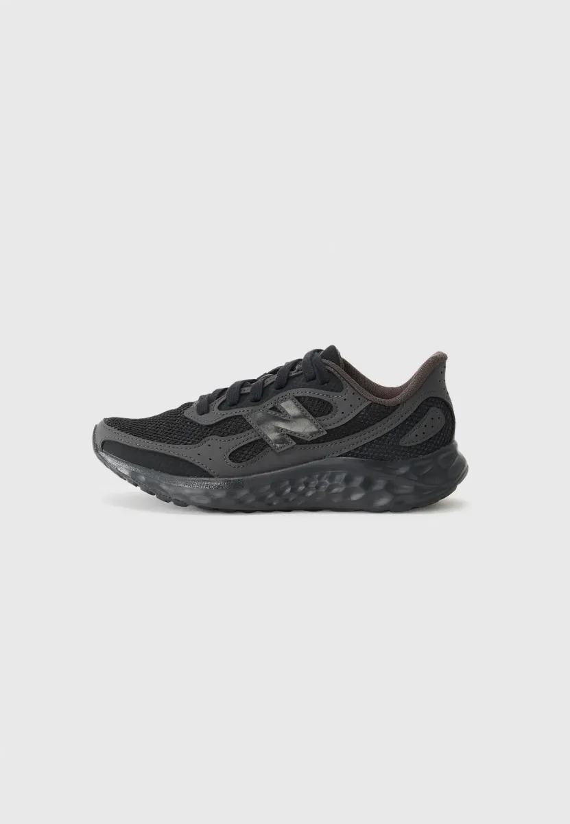 FRESH FOAM ARISHI V4 - Laufschuh Straße - black