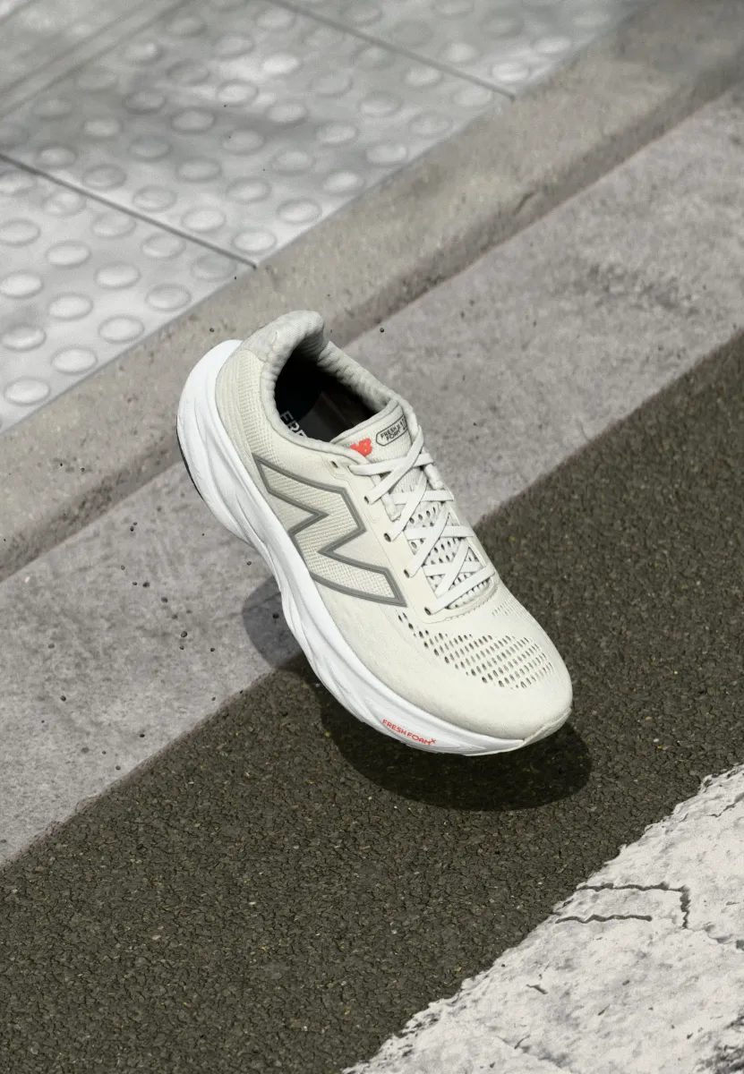FRESH FOAM X 1080 V14 - Laufschuh Straße - white