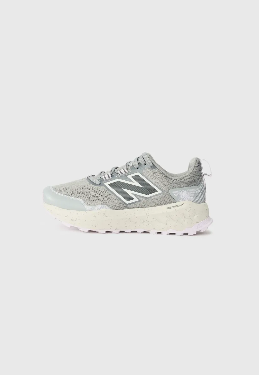 FRESH FOAM X GAROÉ V2 - Laufschuh Trail - slate grey