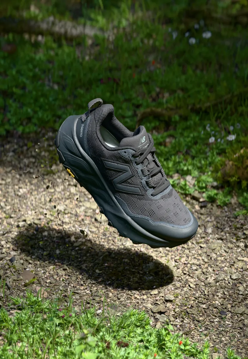 FRESH FOAM X HIERRO V9 - Laufschuh Trail - black