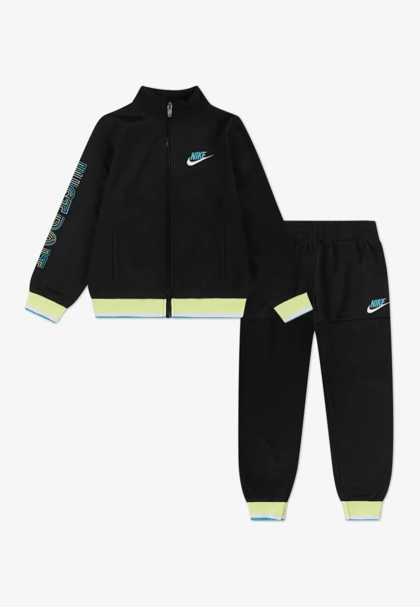 FUTURA PROPUS SET - Stoffhose - black