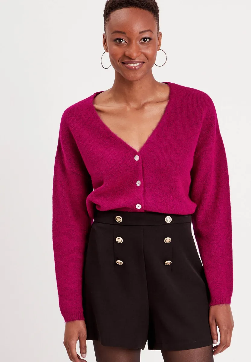 GEKNÖPFTE MIT V-AUSSCHNITT - Strickjacke - rose fushia