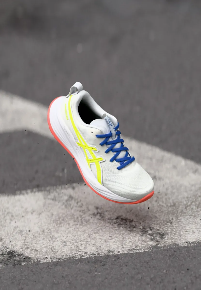 GEL CUMULUS 27 ATC - Laufschuh Straße - white/safety yellow