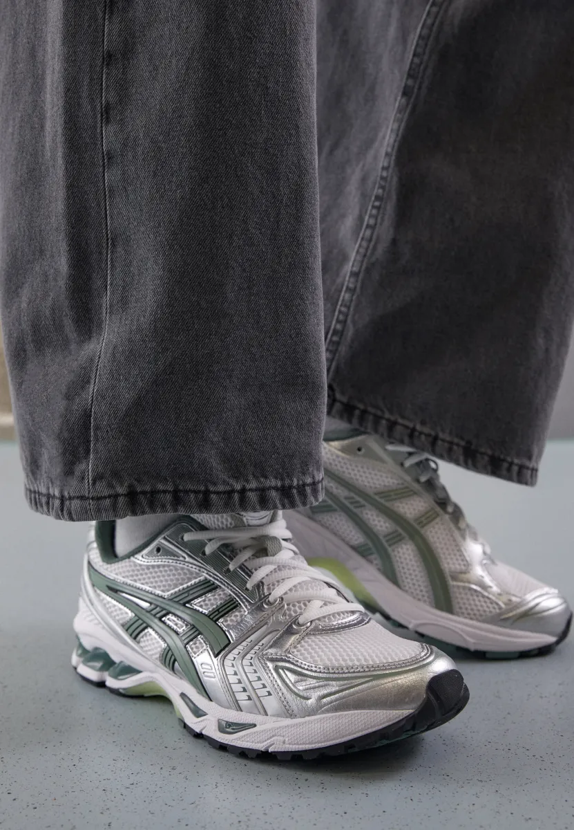 GEL-KAYANO 14 UNISEX - Sneaker low - white/slate grey
