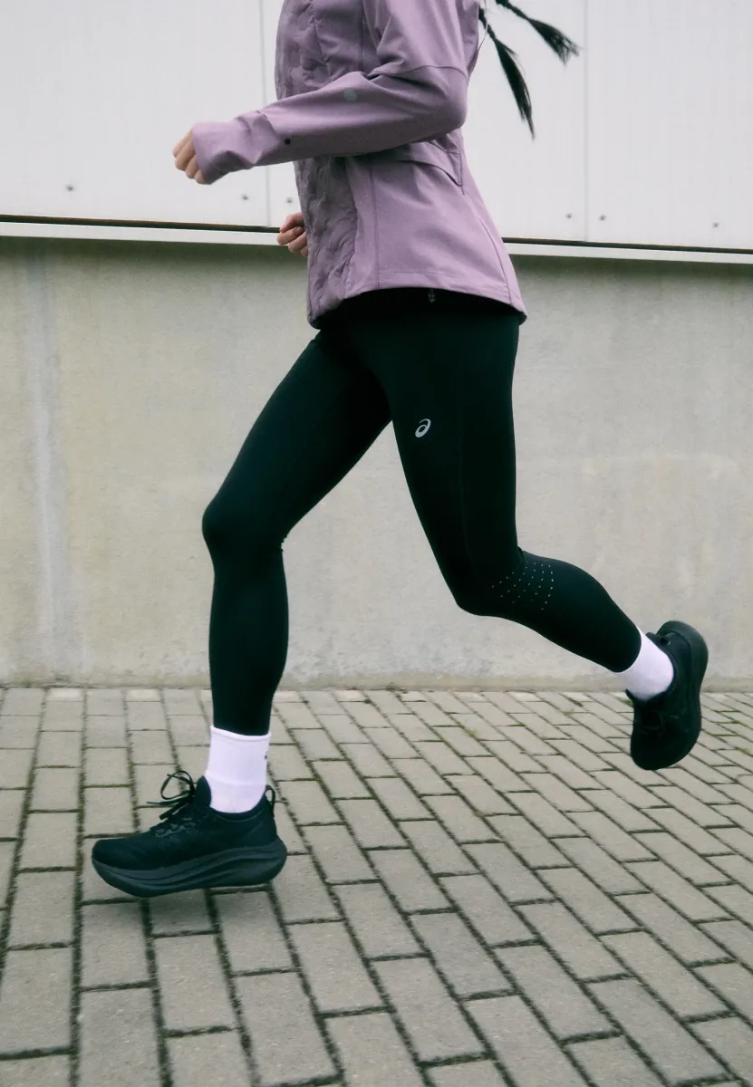GEL NIMBUS 27 - Laufschuh Straße - black/graphite grey