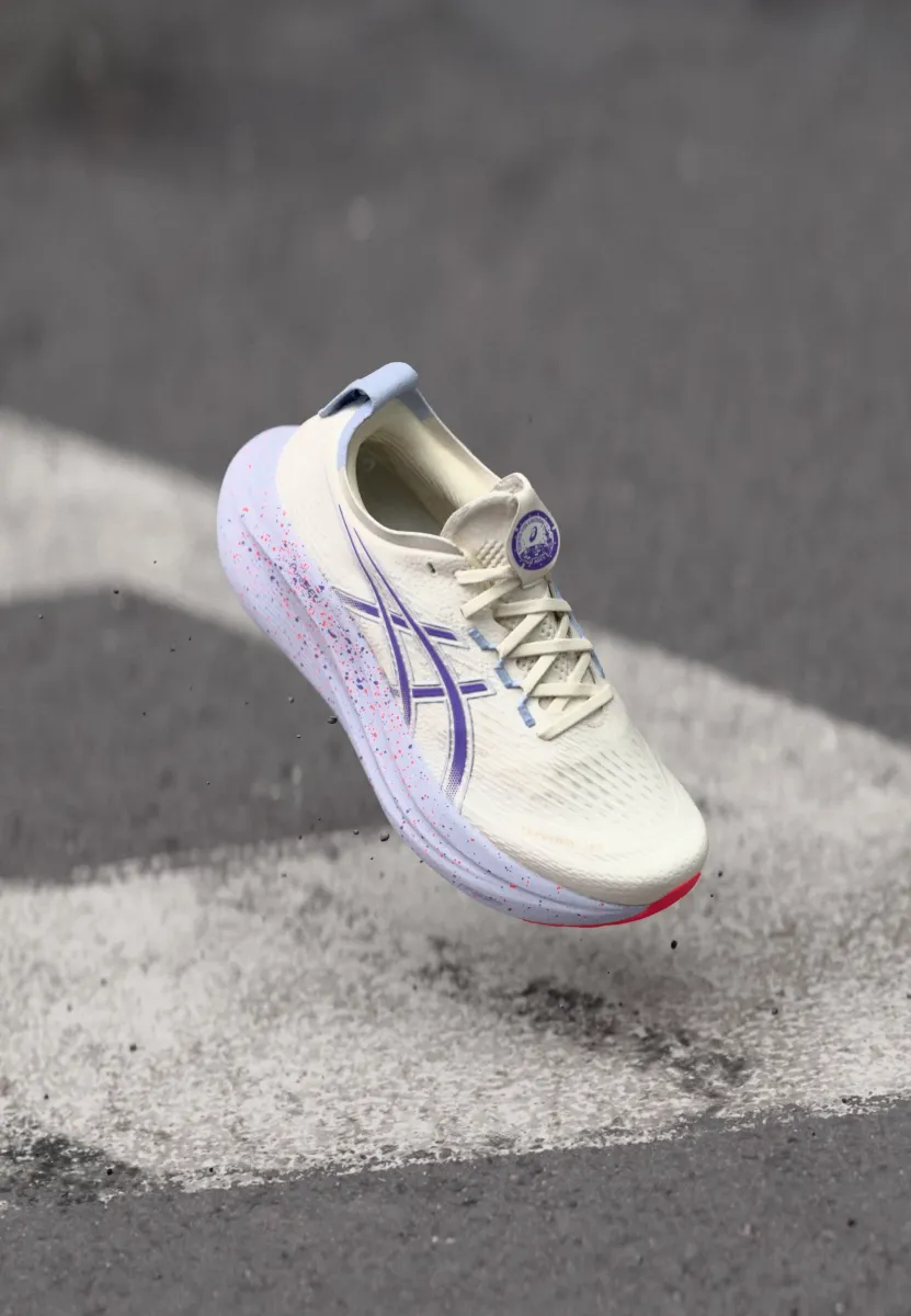 GEL-NIMBUS 27 TOKYO - Laufschuh Straße - cream/edo purple