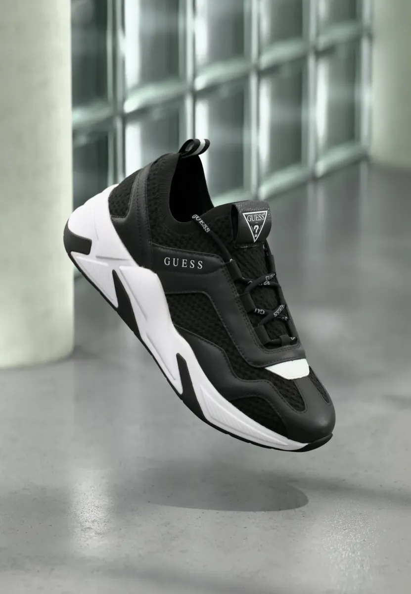GENIVER - Sneaker low - black